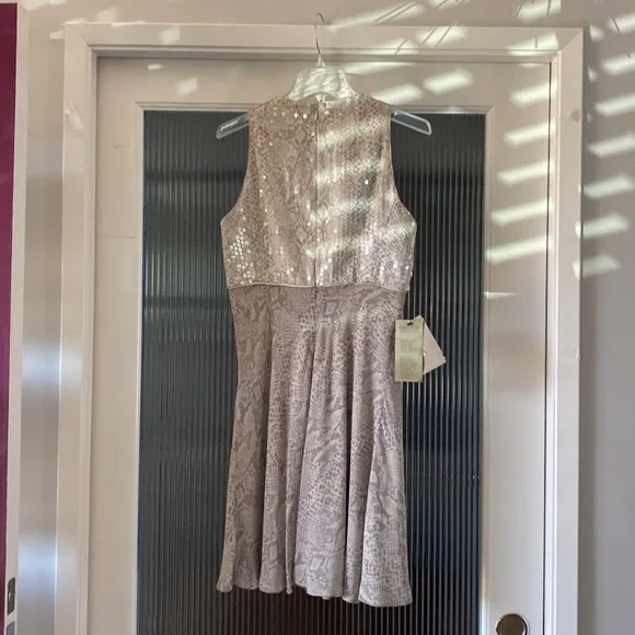 Kay Unger cocktail/ evening gown - Picture 2 of 4